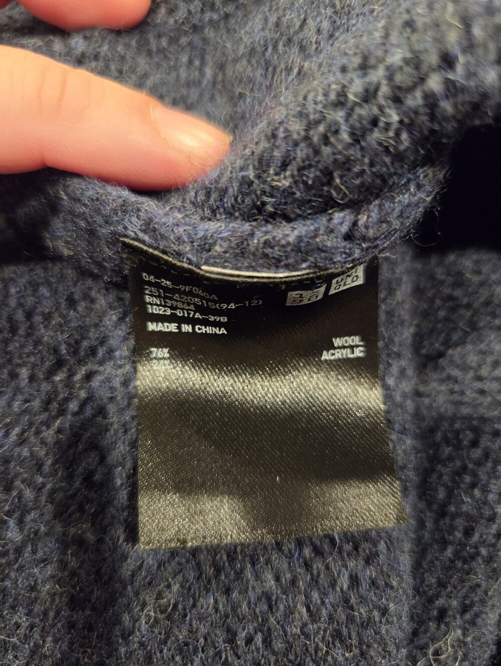 Uniqlo Womens Size S Cozy Wool Blend Long Line Cardigan W/ Pockets - Picture 5 of 6